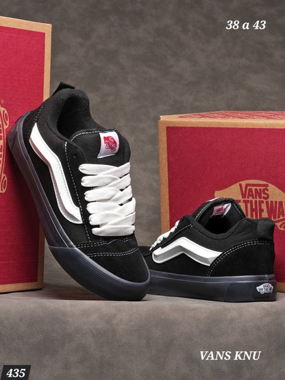 Vans KNU