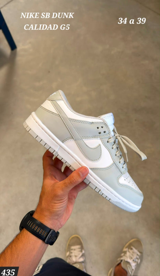 Nike SB Dunk