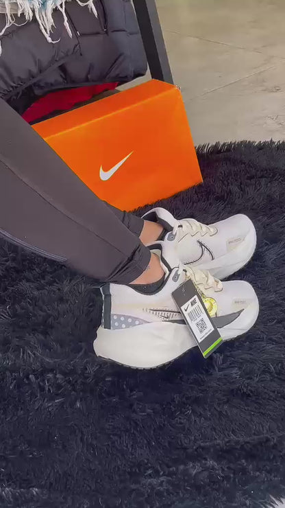 Nike React