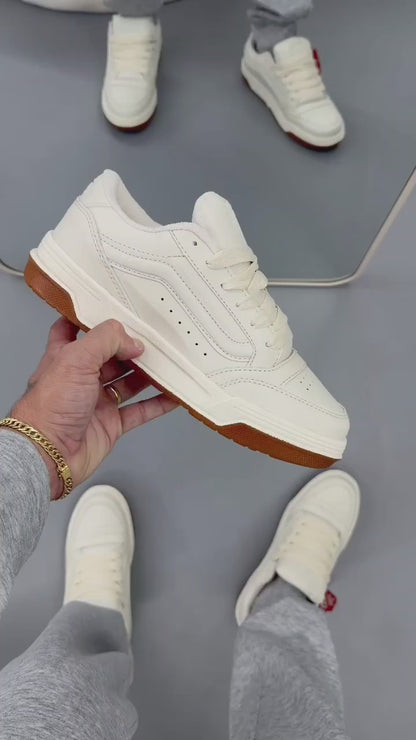 Vans KNU